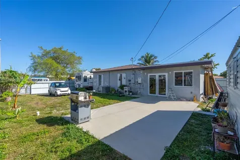 3505 NW 83rd Terrace Miami FL 33147