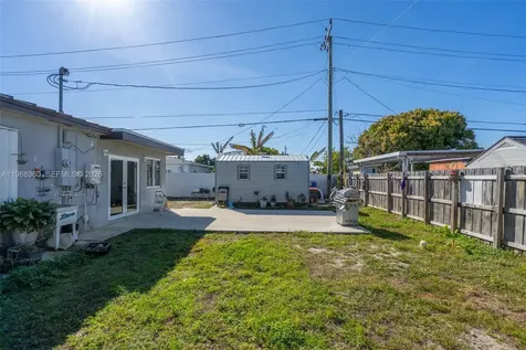 3505 NW 83rd Terrace Miami FL 33147