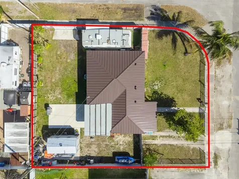 3505 NW 83rd Terrace Miami FL 33147