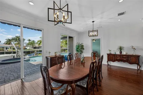 291 SE 5th Terrace Pompano Beach FL 33060