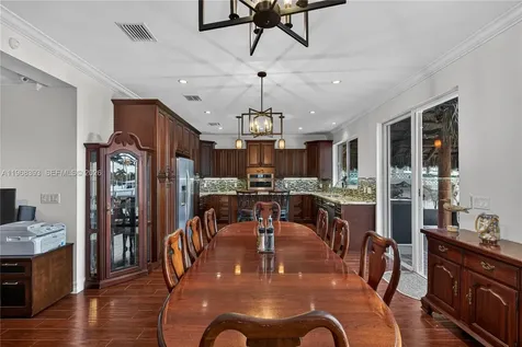 291 SE 5th Terrace Pompano Beach FL 33060