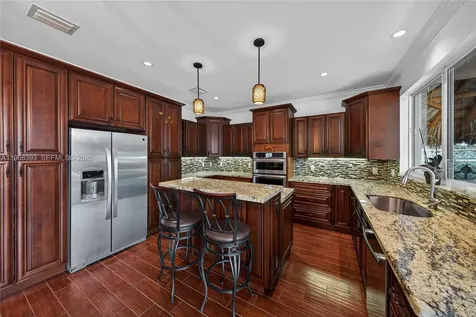291 SE 5th Terrace Pompano Beach FL 33060