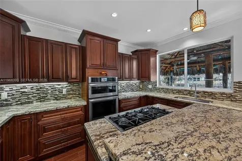 291 SE 5th Terrace Pompano Beach FL 33060