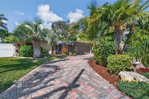 291 SE 5th Terrace Pompano Beach FL 33060