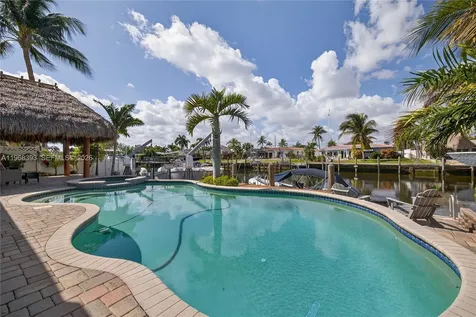 291 SE 5th Terrace Pompano Beach FL 33060