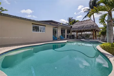 291 SE 5th Terrace Pompano Beach FL 33060