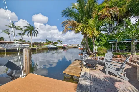 291 SE 5th Terrace Pompano Beach FL 33060