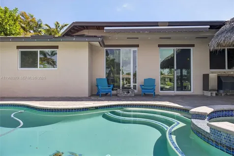 291 SE 5th Terrace Pompano Beach FL 33060
