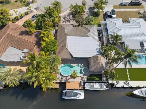 291 SE 5th Terrace Pompano Beach FL 33060