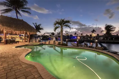 291 SE 5th Terrace Pompano Beach FL 33060