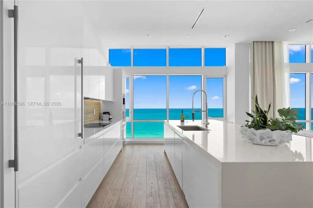 102 24th Street Miami Beach FL 33139