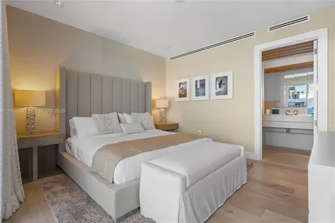 102 24th Street Miami Beach FL 33139