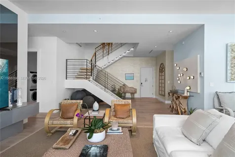 102 24th Street Miami Beach FL 33139