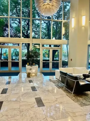 185 SW 7th Street Miami FL 33130