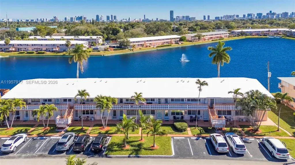 901 SW 11th Avenue Hallandale Beach FL 33009