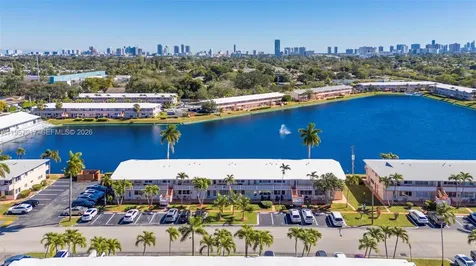 901 SW 11th Avenue Hallandale Beach FL 33009