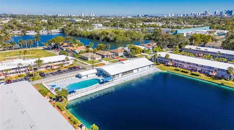 901 SW 11th Avenue Hallandale Beach FL 33009
