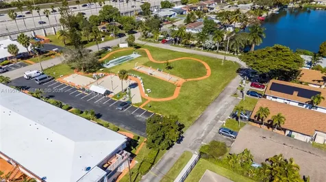 901 SW 11th Avenue Hallandale Beach FL 33009