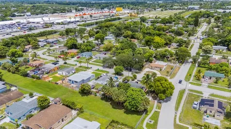 901 NW 34th Terrace Lauderhill FL 33311