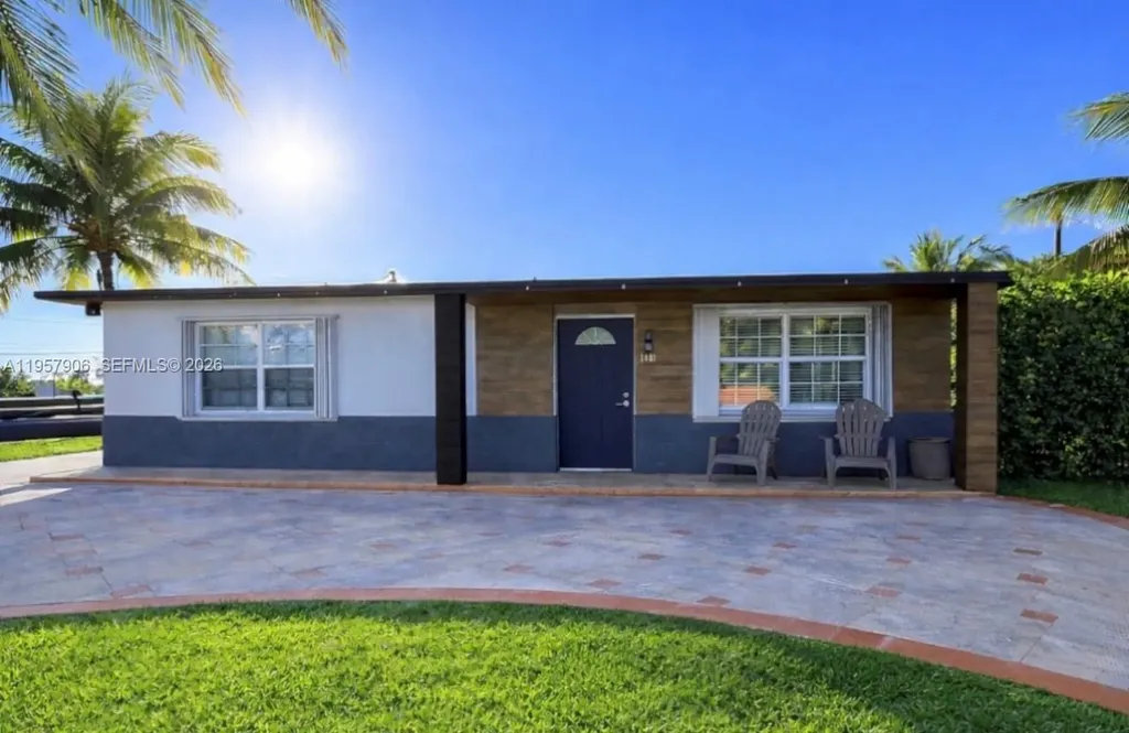 2671 NW 87th Lane Sunrise FL 33322