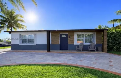 2671 NW 87th Lane Sunrise FL 33322