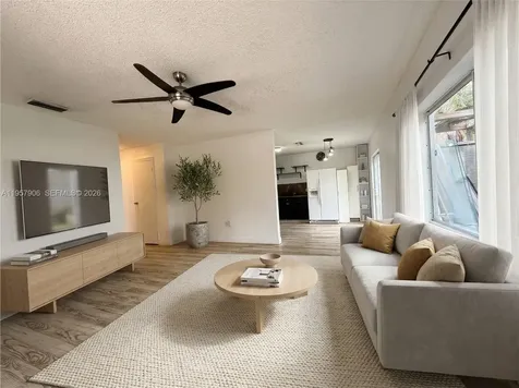 2671 NW 87th Lane Sunrise FL 33322