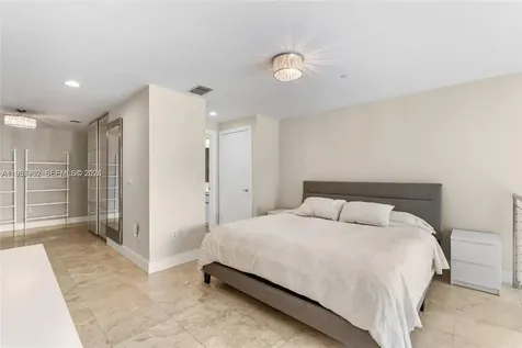 1050 Brickell Avenue Miami FL 33131