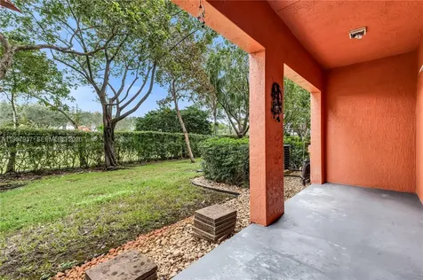 7401 Palomino Drive Davie FL 33024