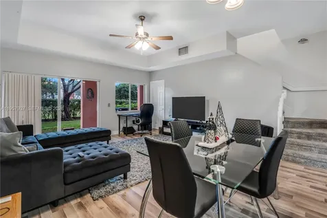 7401 Palomino Drive Davie FL 33024