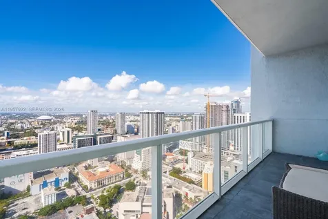 253 NE 2nd Street Miami FL 33132
