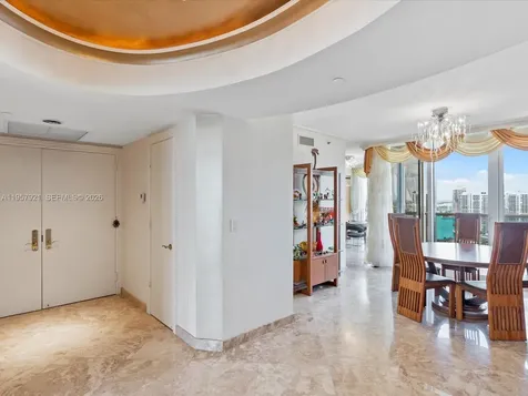 19111 Collins Avenue Sunny Isles Beach FL 33160
