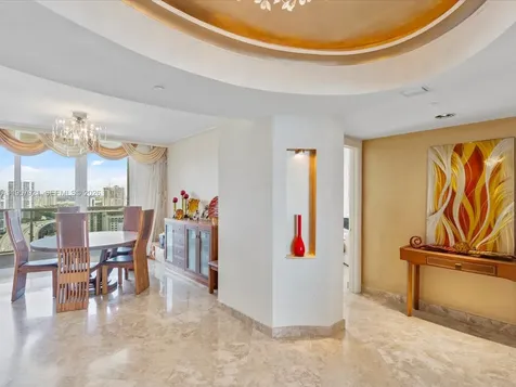 19111 Collins Avenue Sunny Isles Beach FL 33160