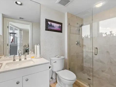 19111 Collins Avenue Sunny Isles Beach FL 33160
