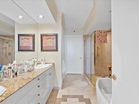 19111 Collins Avenue Sunny Isles Beach FL 33160