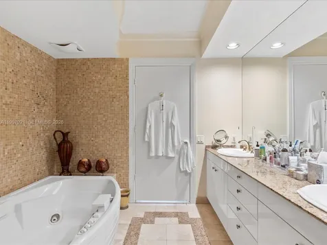 19111 Collins Avenue Sunny Isles Beach FL 33160