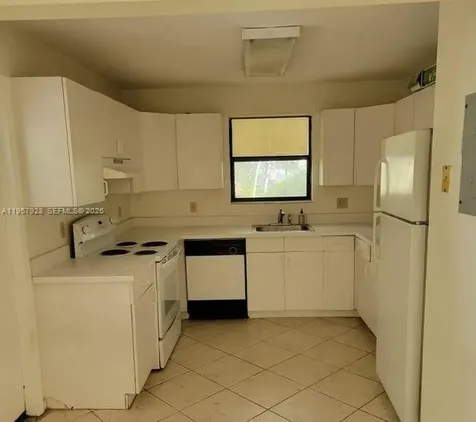 814 Finley Court Hollywood FL 33020