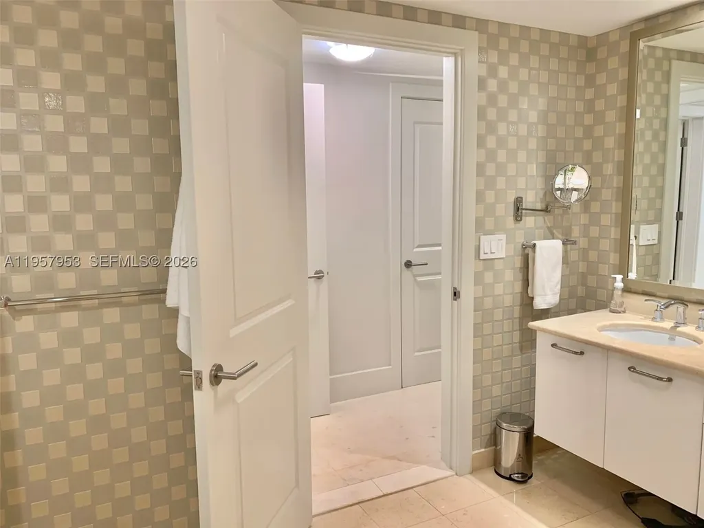 3101 S Ocean Drive Hollywood FL 33019