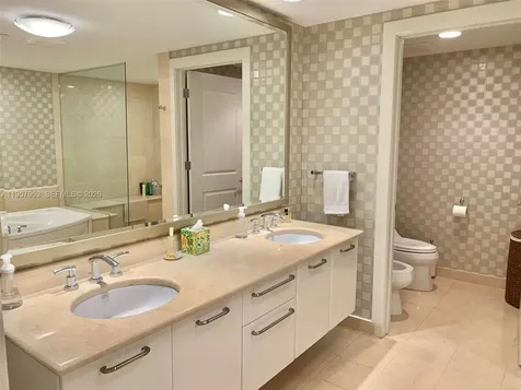 3101 S Ocean Drive Hollywood FL 33019