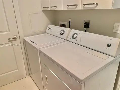 3101 S Ocean Drive Hollywood FL 33019