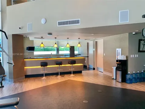 3101 S Ocean Drive Hollywood FL 33019