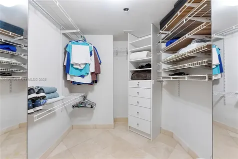 3500 Mystic Pointe Drive Aventura FL 33180