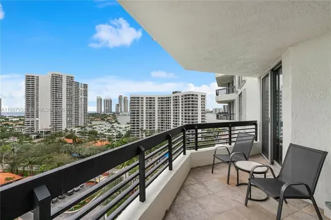 3500 Mystic Pointe Drive Aventura FL 33180