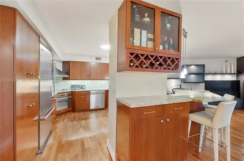 3500 Mystic Pointe Drive Aventura FL 33180