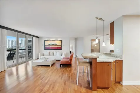3500 Mystic Pointe Drive Aventura FL 33180