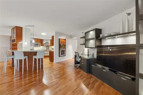 3500 Mystic Pointe Drive Aventura FL 33180
