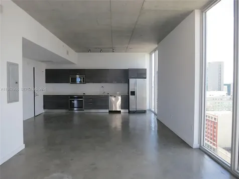 151 SE 1 Street Miami FL 33131