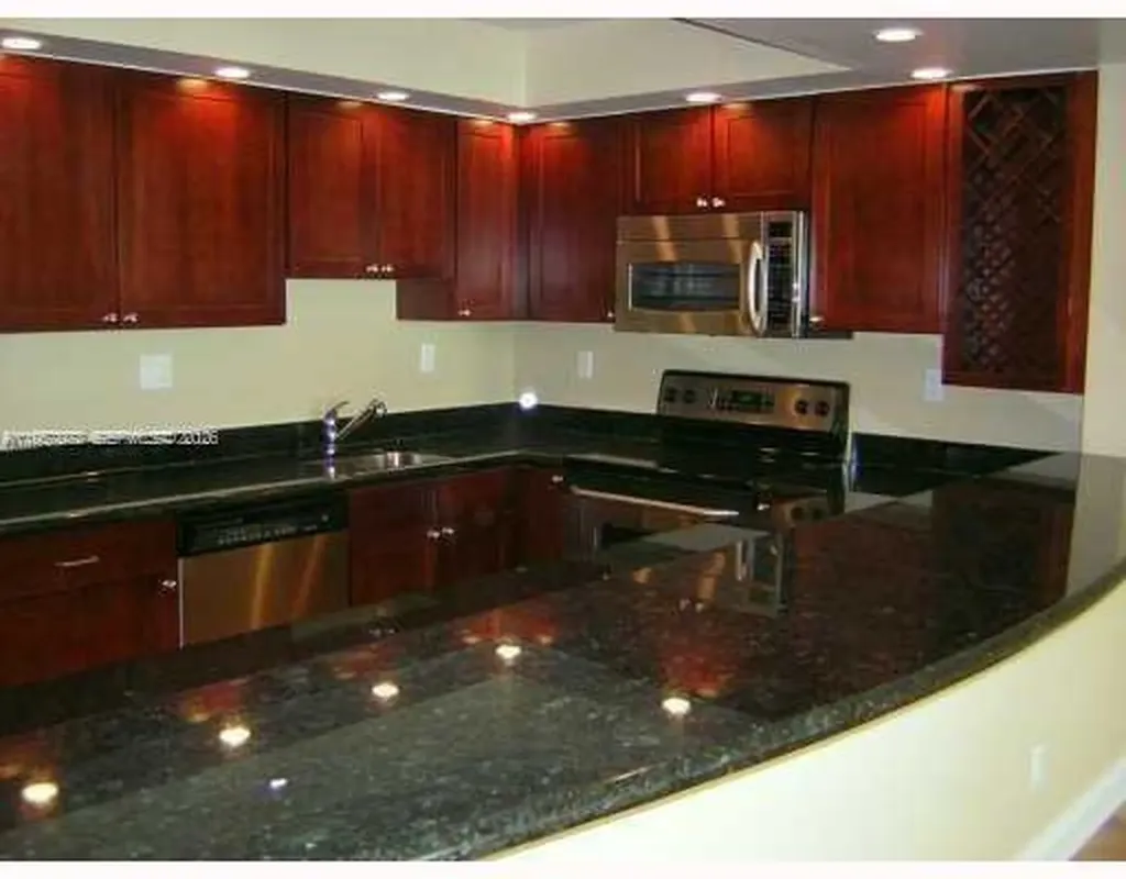 19390 Collins Avenue Sunny Isles Beach FL 33160