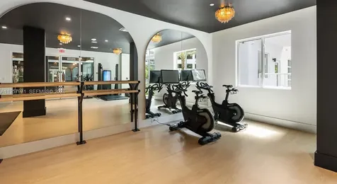 740 N Dixie Highway West Palm Beach FL 33401