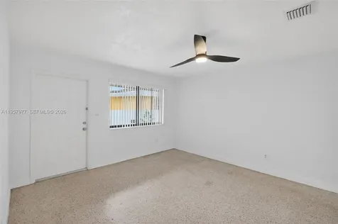 4727 NW 4th Street Miami FL 33126