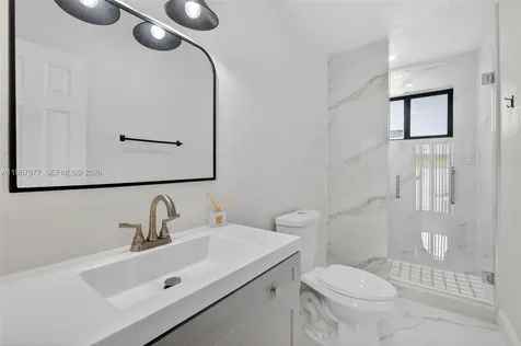 4727 NW 4th Street Miami FL 33126